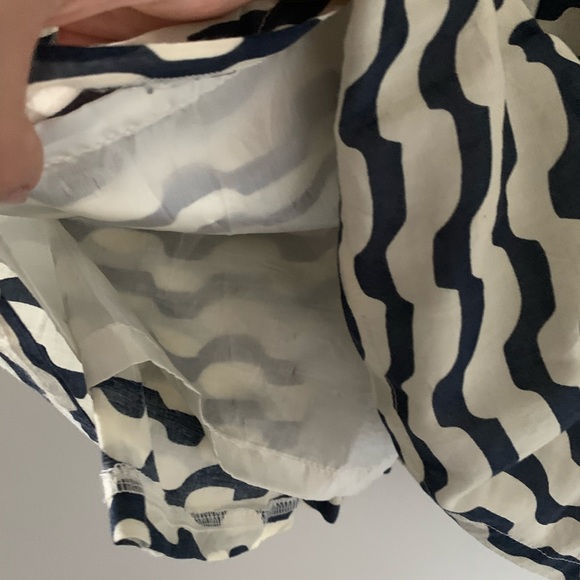 Medium size skirt - Picture 3 of 8